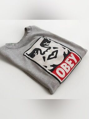 Vintage Obey Crewneck Sweatshirt Heather Grey Streetwear Y2K Size Medium